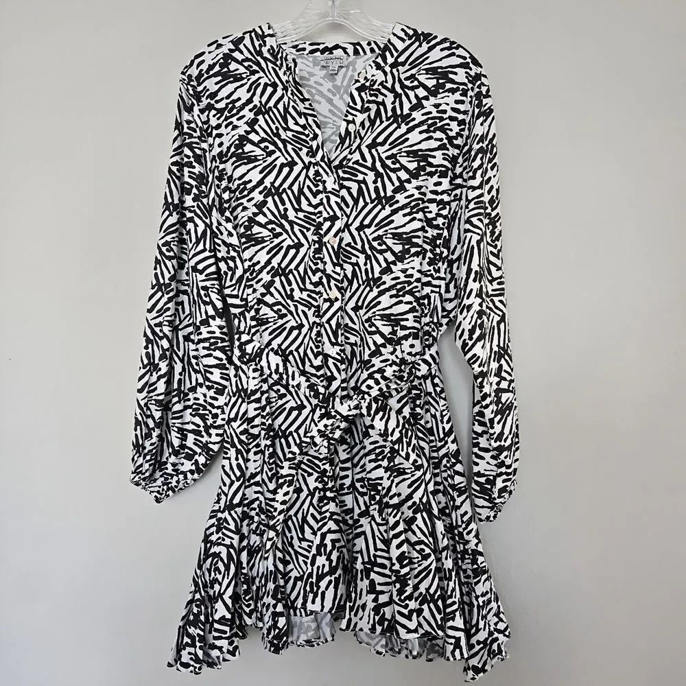 WKND WYFR Stylish Black & White Patterned Dress Long Puff Sleeves Size XS